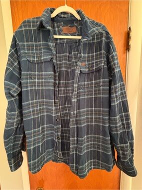 Orvis Navy and Light Blue Plaid Shirt Jacket